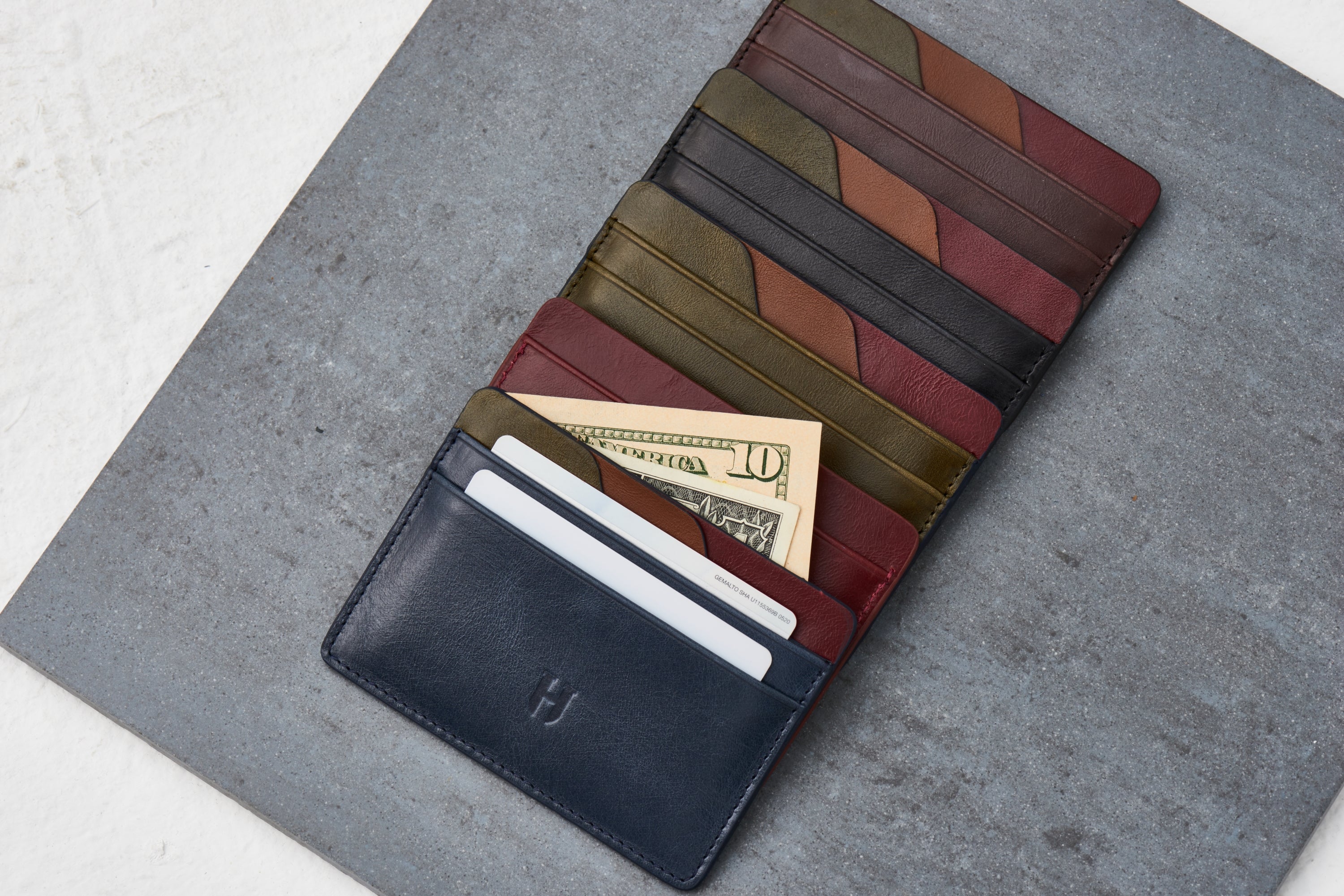 Elton Erkek Deri Kartlık – İnce Tasarım