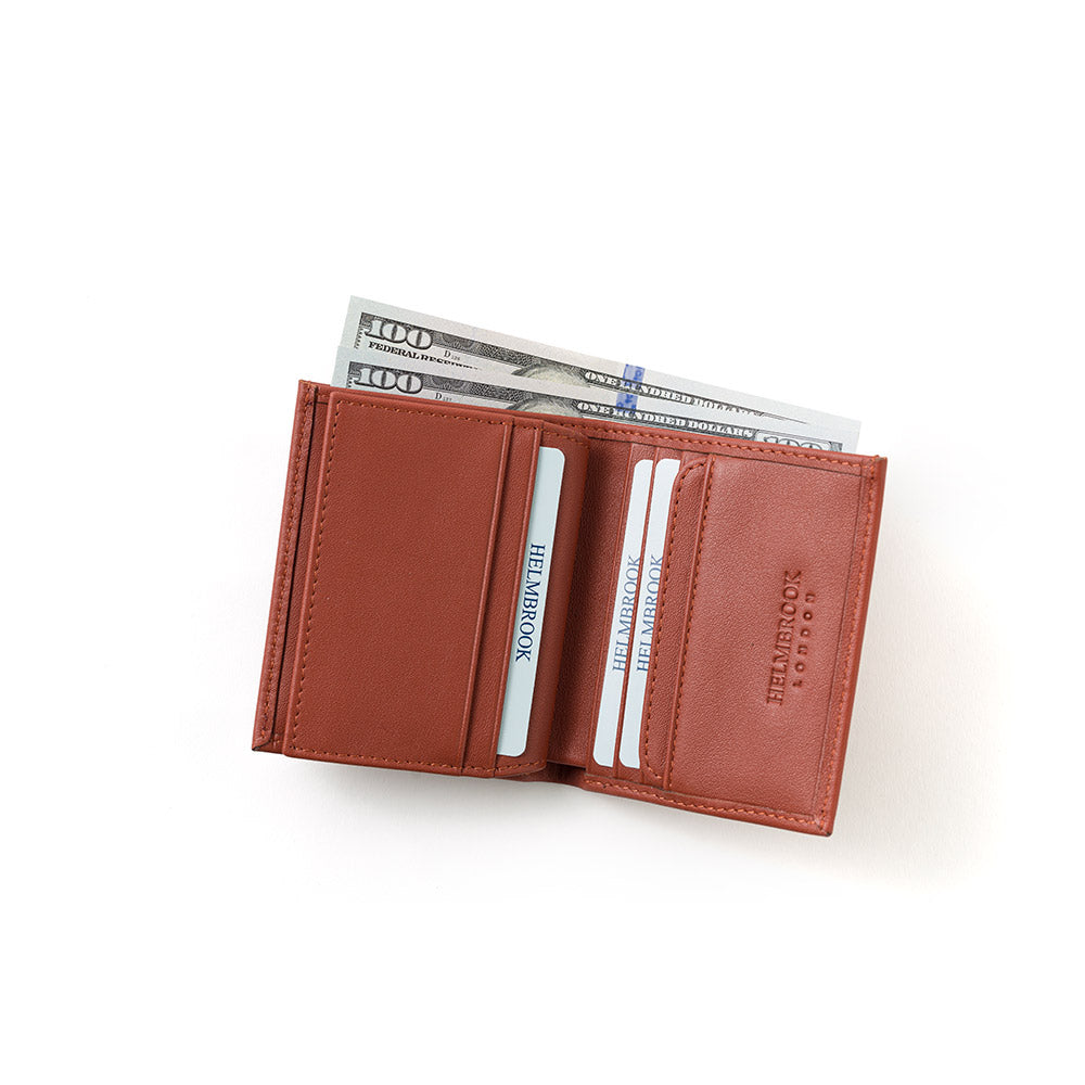 Tasarım deri cüzdan taba erkek Axel modeli, sıcak tonlarıyla dikkat çekiyor.