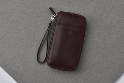 Carlyle Fermuarlı Deri Çanta – Ön Cepli, Bileklikli