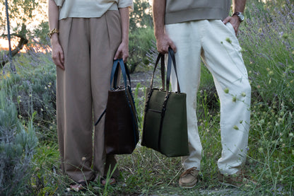 Louisa Lüks Unisex Tote Bag