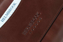 Hakiki deri, RFID korumalı fermuarlı kadın cüzdanı, zarif ve fonksiyonel.
